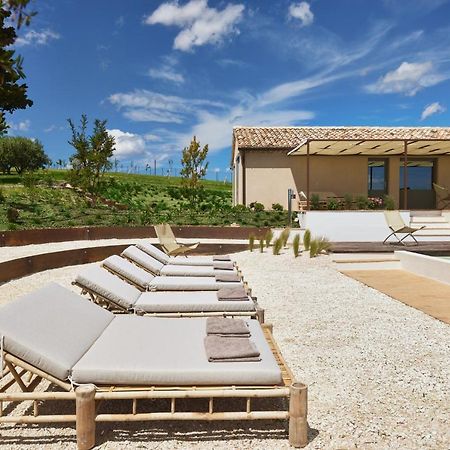 Bed and Breakfast Casale Tre Gelsi Чинголі Екстер'єр фото