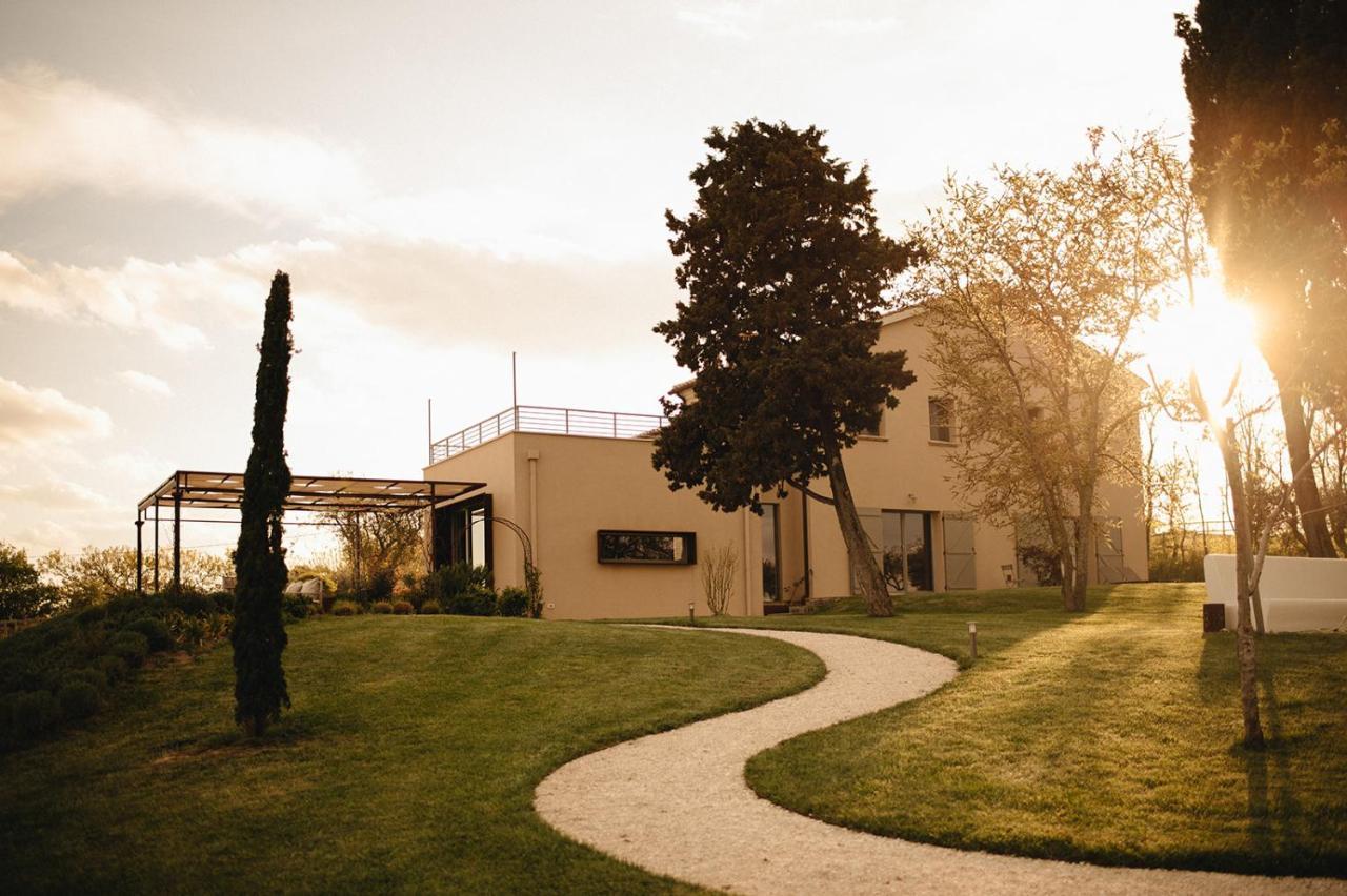 Bed and Breakfast Casale Tre Gelsi Чинголі Екстер'єр фото